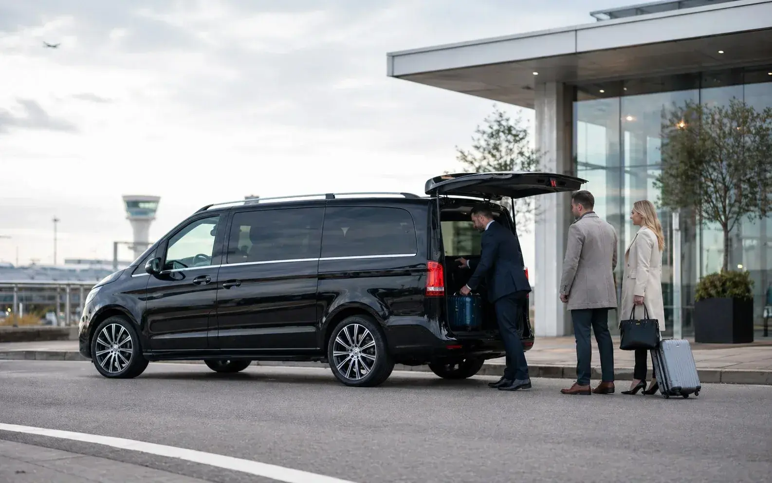 Chauffeur Service Manchester 1 Birmingham to Manchester Airport